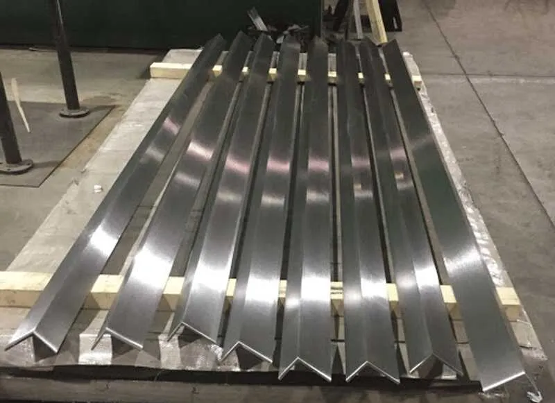 v-inox-65x65